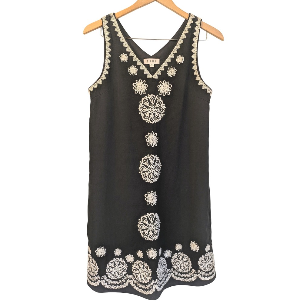 THML Womens Black White Floral Embroidered V-Neck Shift Dress Size Medium